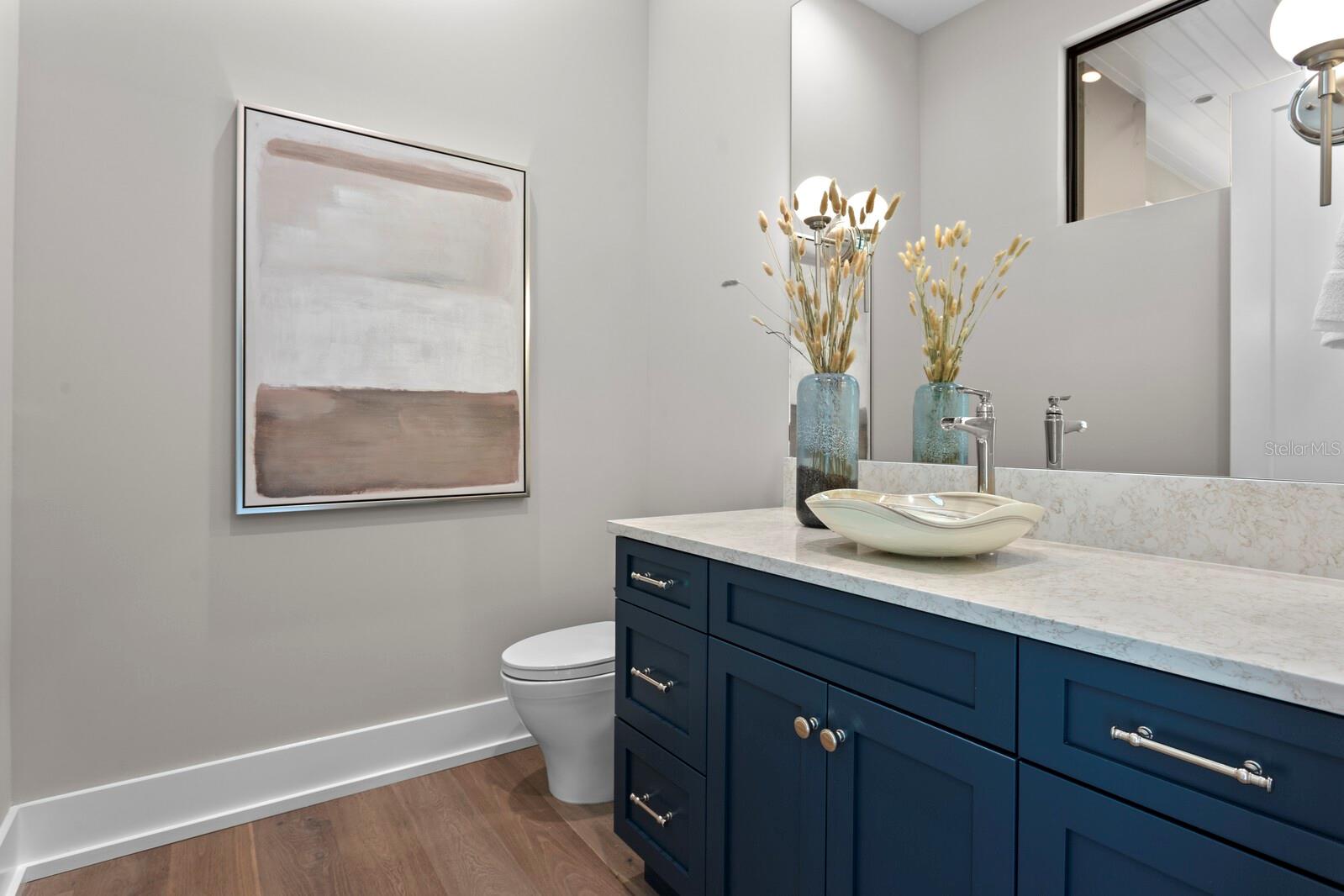 337 COFFEE POT Dr ST PETERSBURG, FL 33704