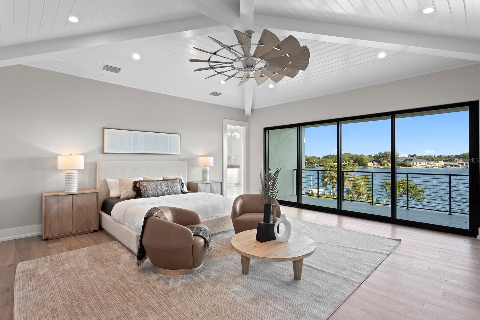 337 COFFEE POT Dr ST PETERSBURG, FL 33704