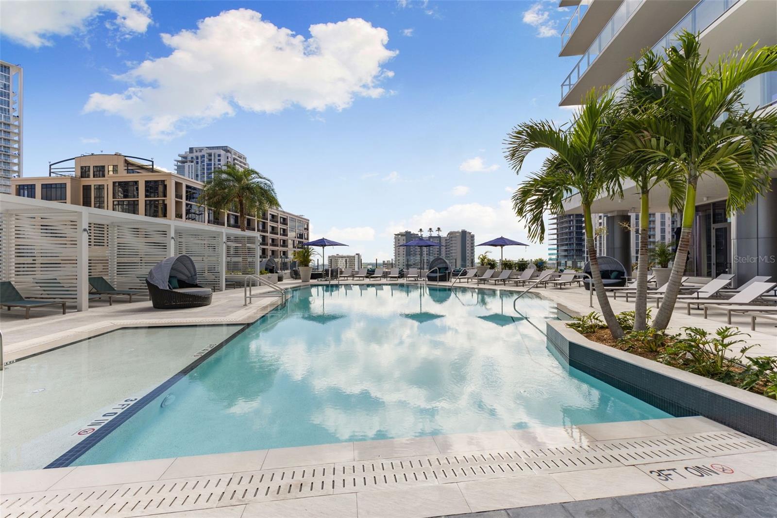 275 1ST Ave #2308 ST PETERSBURG, FL 33701