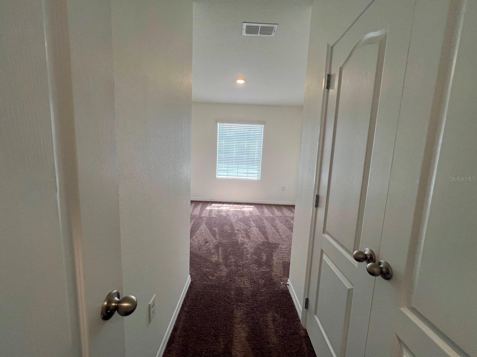 1370 YELLOW FINCH Dr DAVENPORT, FL 33837