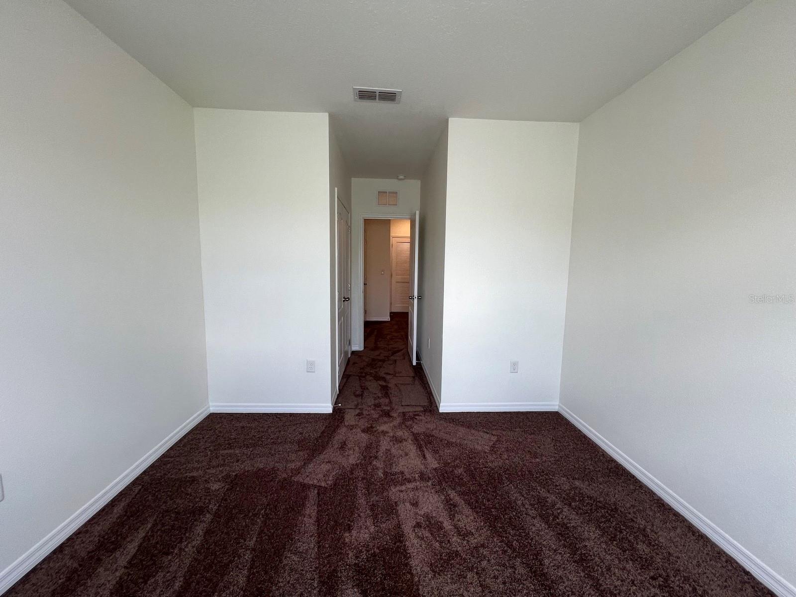 1370 YELLOW FINCH Dr DAVENPORT, FL 33837