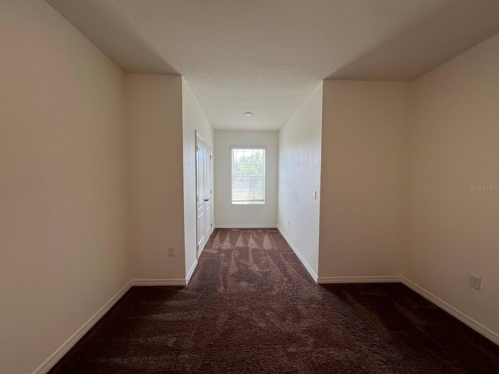 1370 YELLOW FINCH Dr DAVENPORT, FL 33837