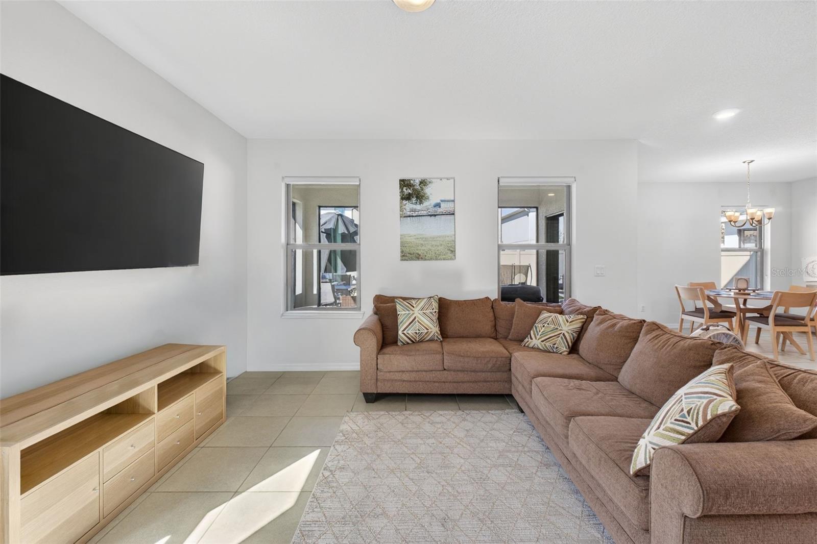 2817 ALPINE MEADOW Ln KISSIMMEE, FL 34744