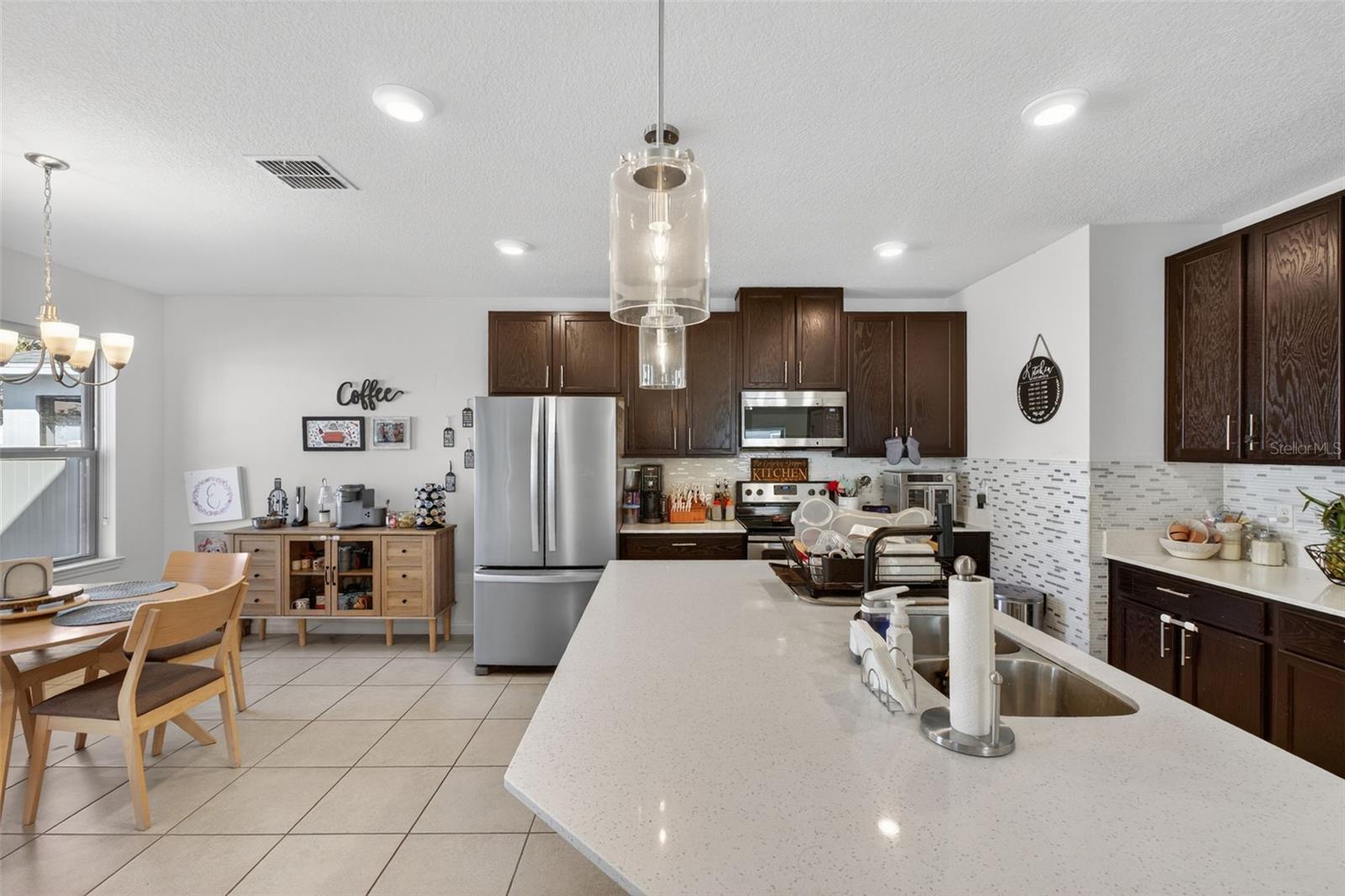 2817 ALPINE MEADOW Ln KISSIMMEE, FL 34744