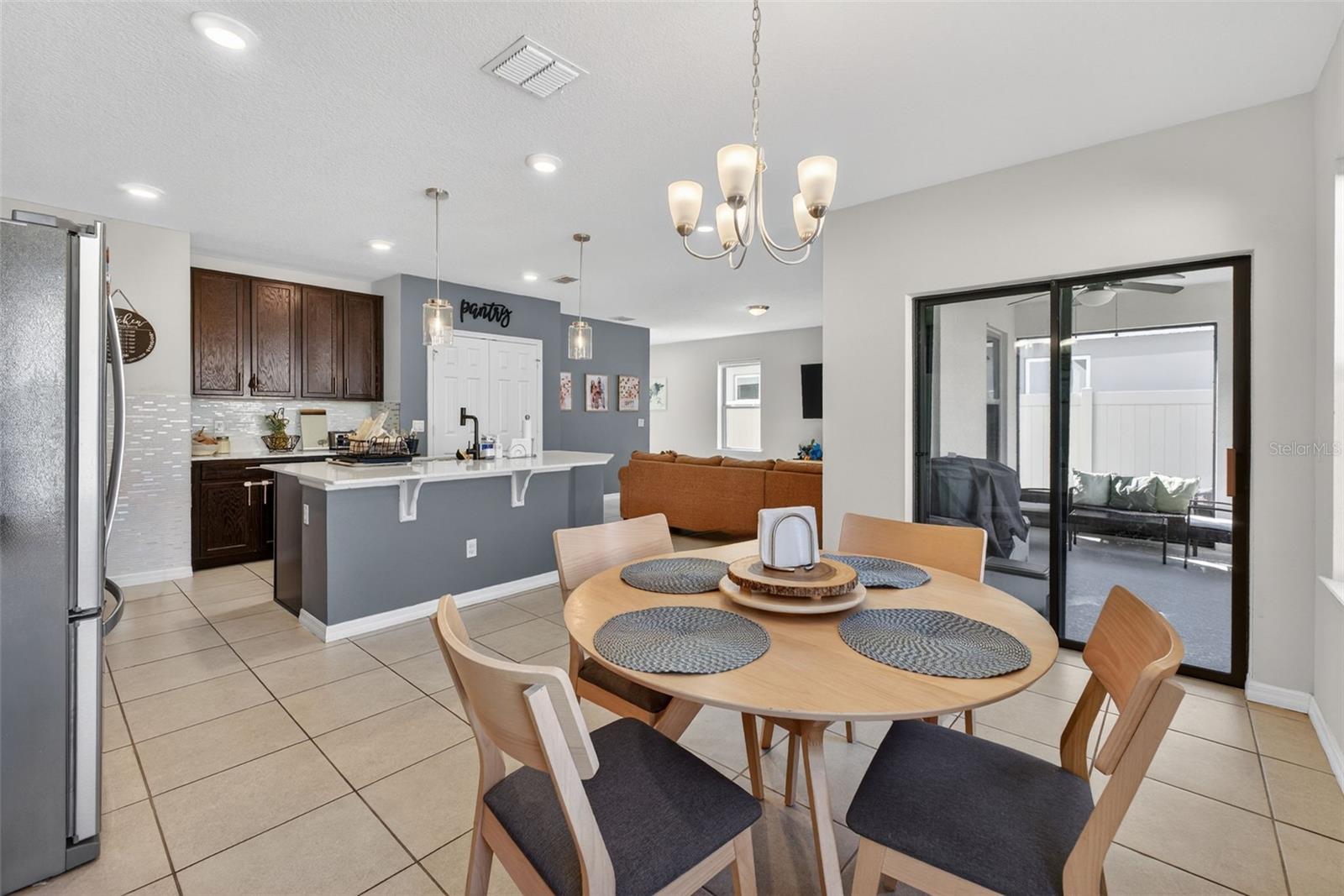 2817 ALPINE MEADOW Ln KISSIMMEE, FL 34744