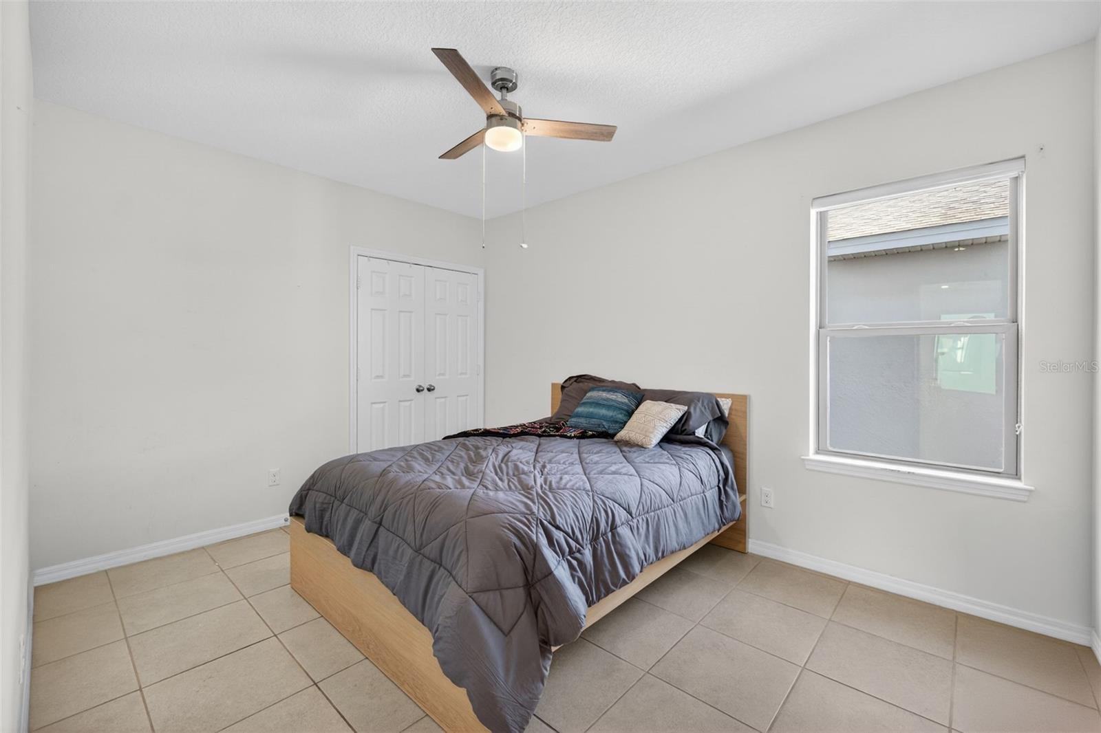 2817 ALPINE MEADOW Ln KISSIMMEE, FL 34744