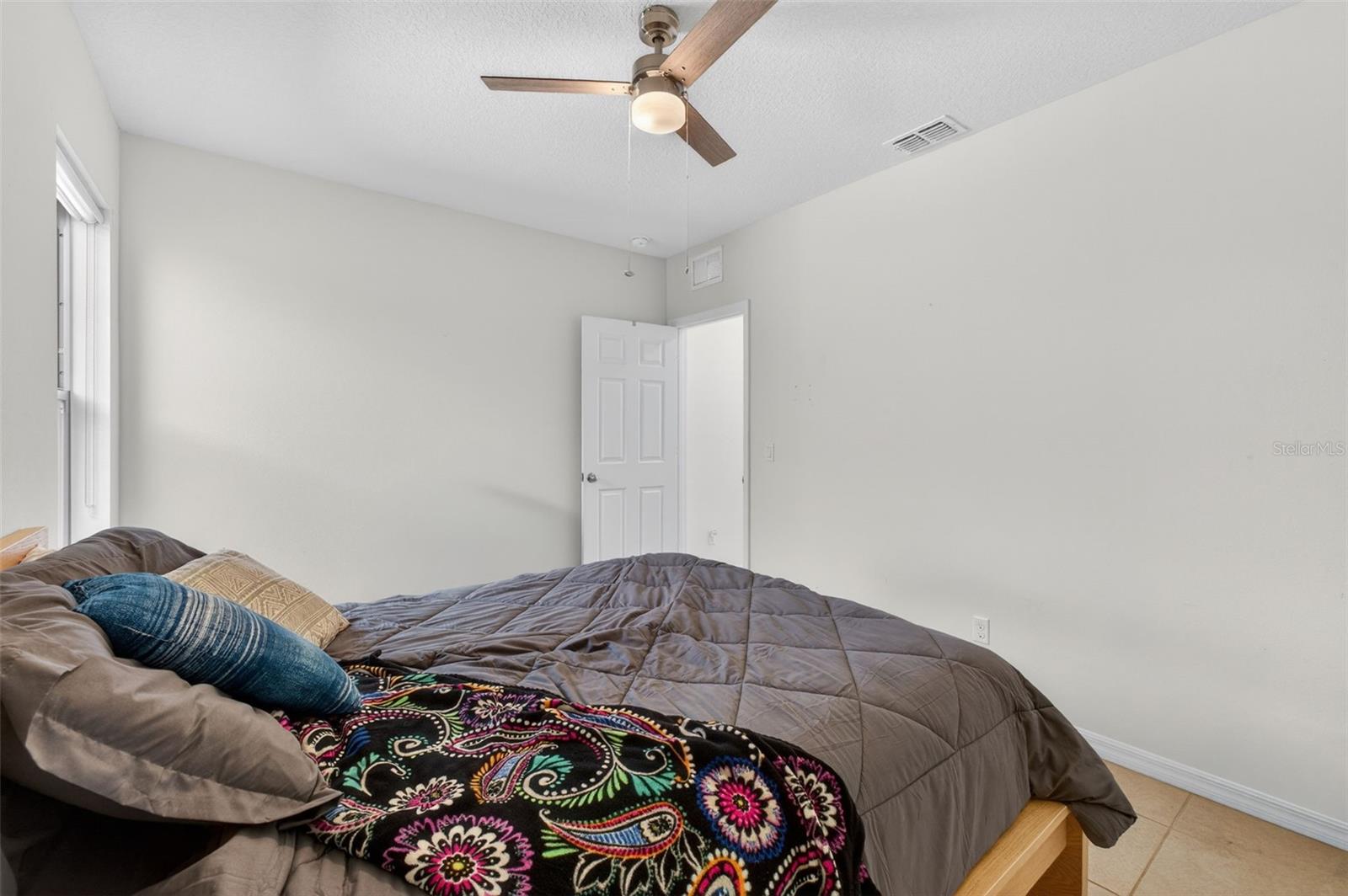 2817 ALPINE MEADOW Ln KISSIMMEE, FL 34744