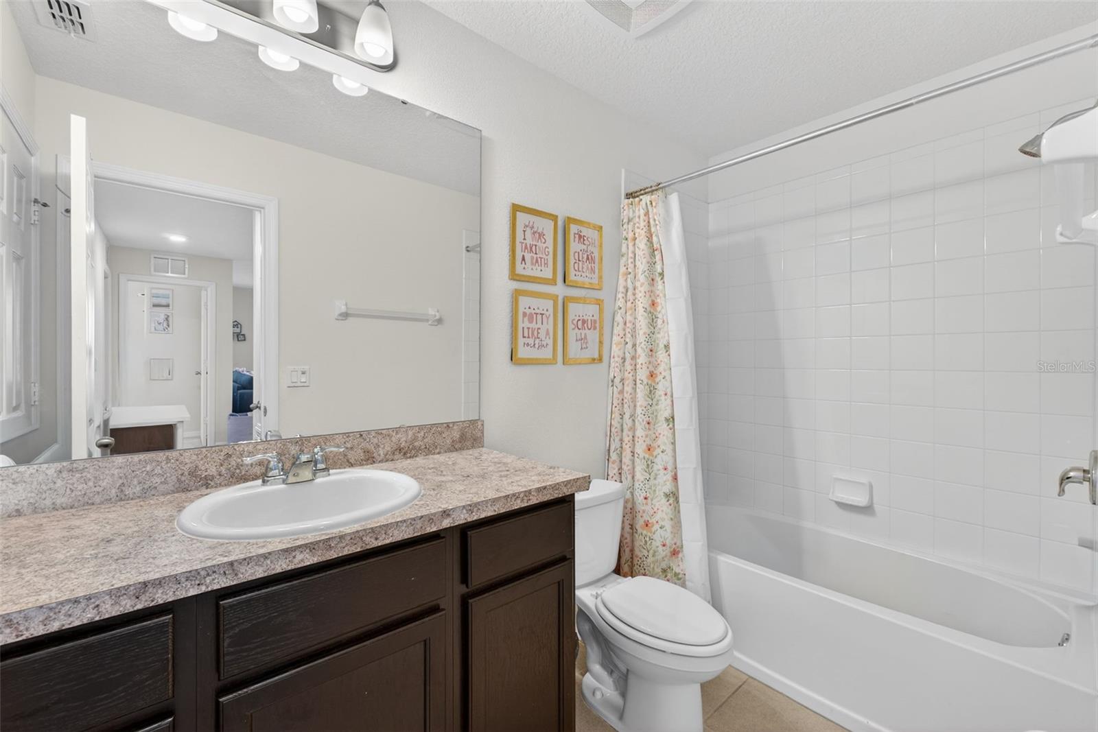 2817 ALPINE MEADOW Ln KISSIMMEE, FL 34744