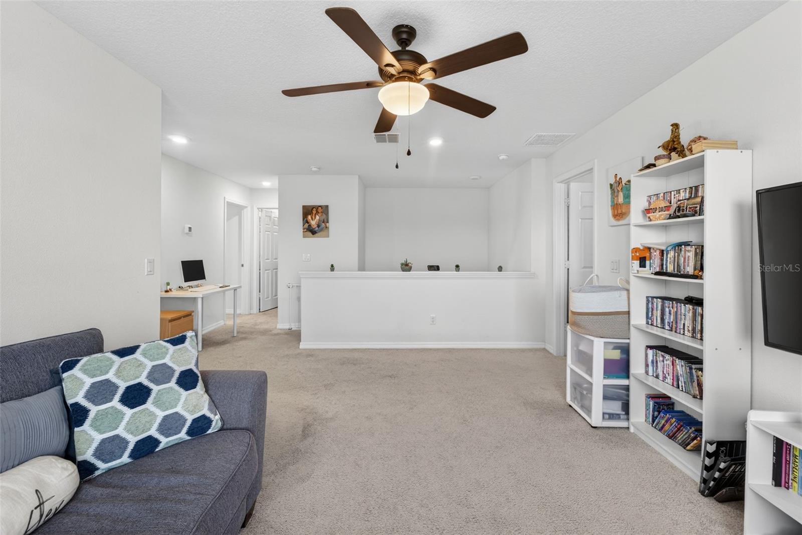 2817 ALPINE MEADOW Ln KISSIMMEE, FL 34744