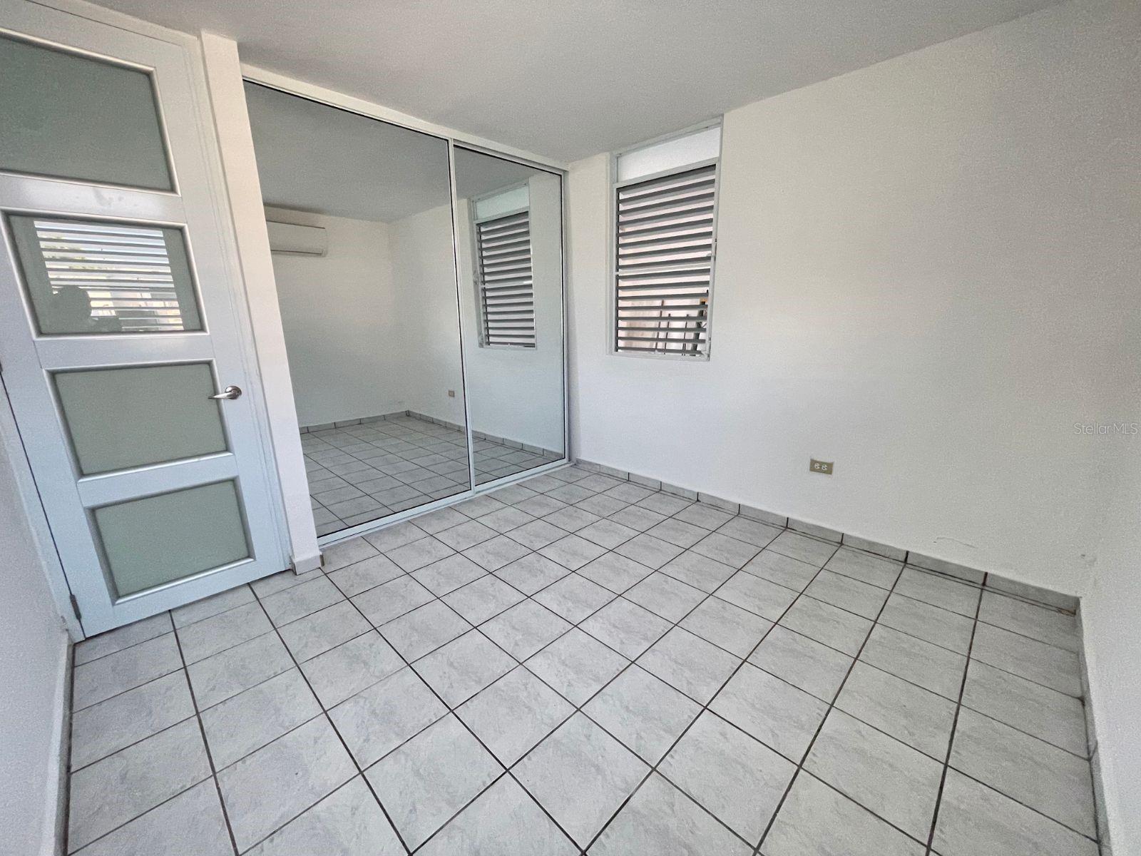 F1 PASEOS DE CEIBA CEIBA, PR 00735