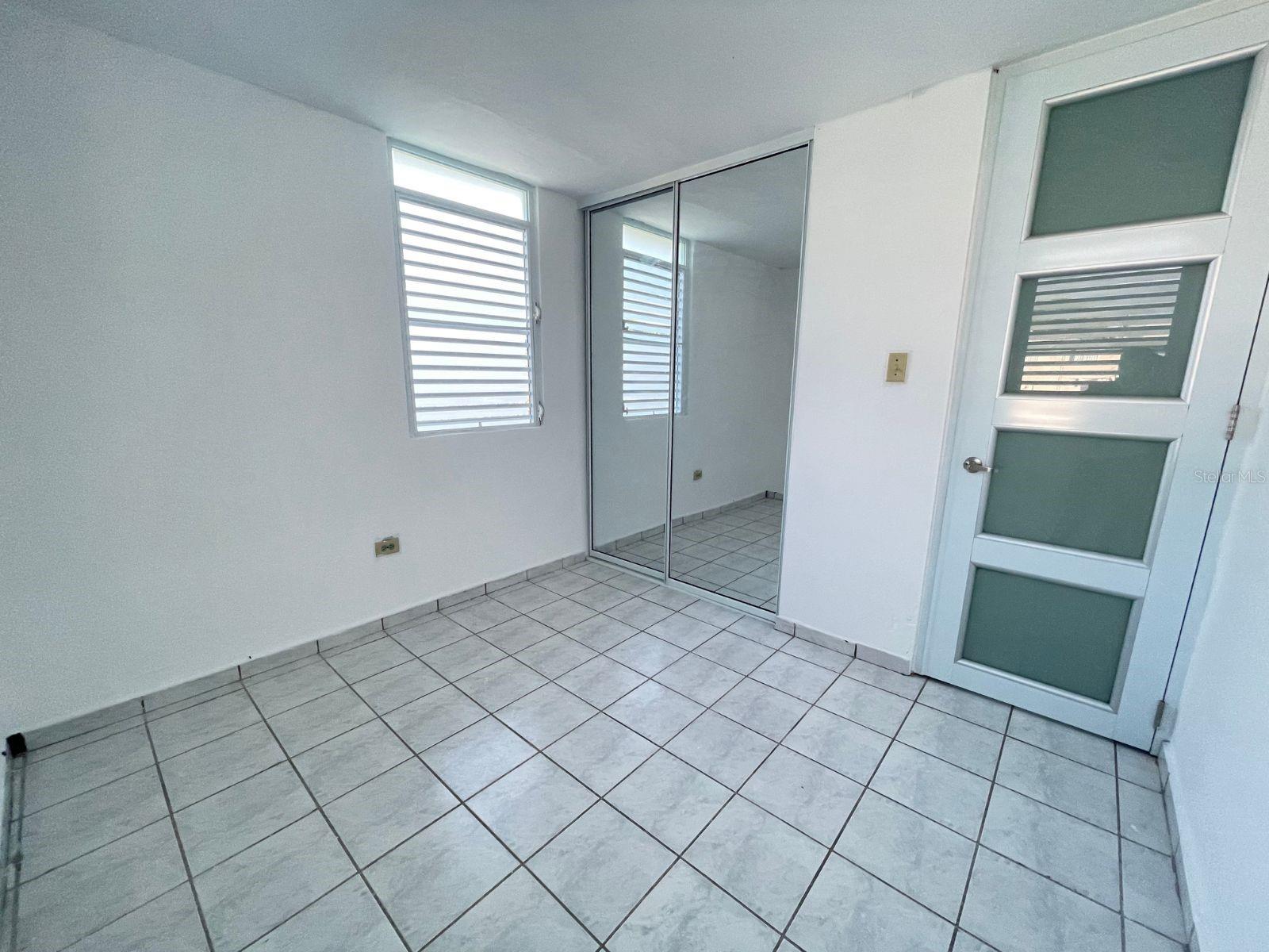 F1 PASEOS DE CEIBA CEIBA, PR 00735