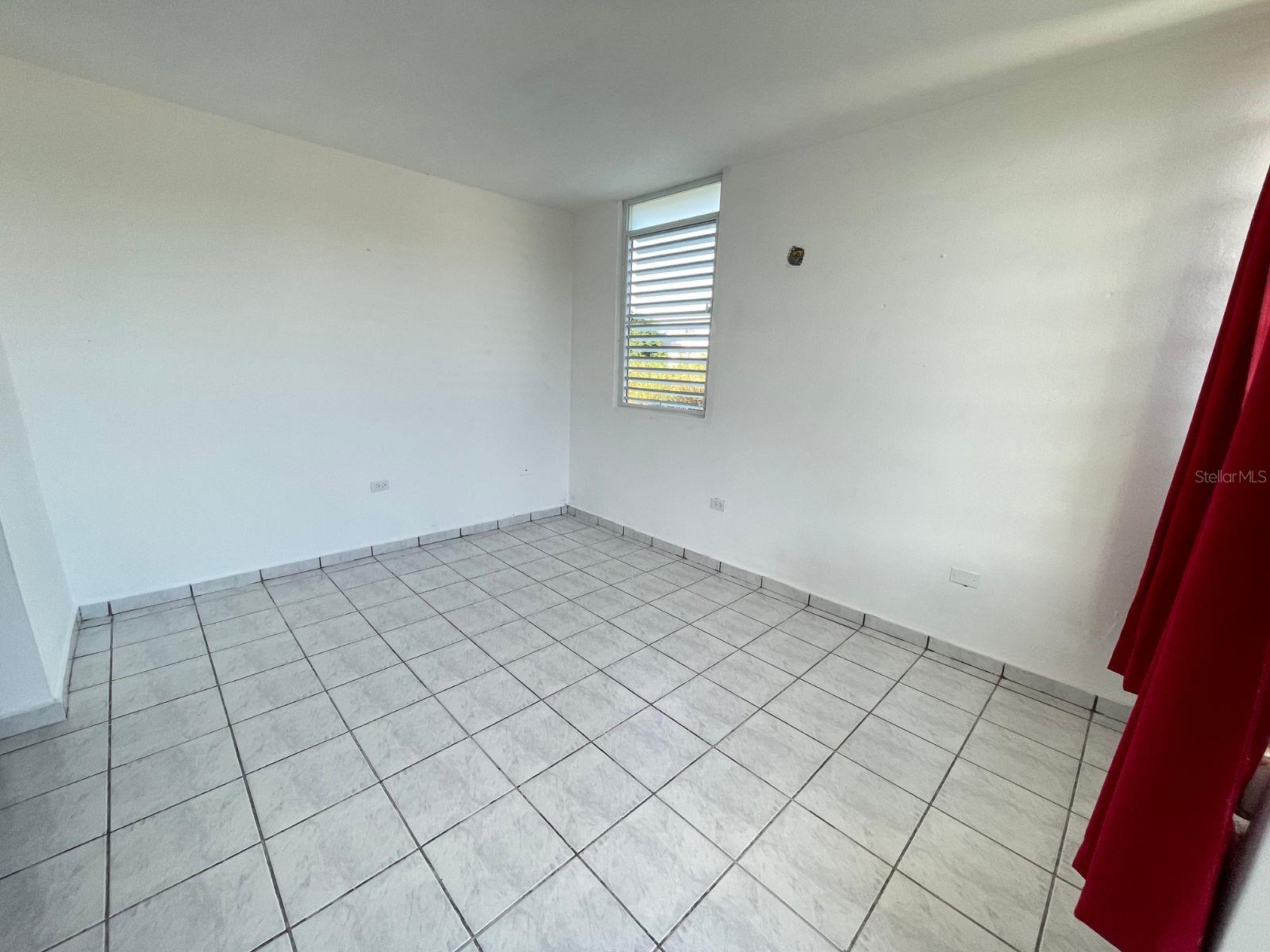 F1 PASEOS DE CEIBA CEIBA, PR 00735