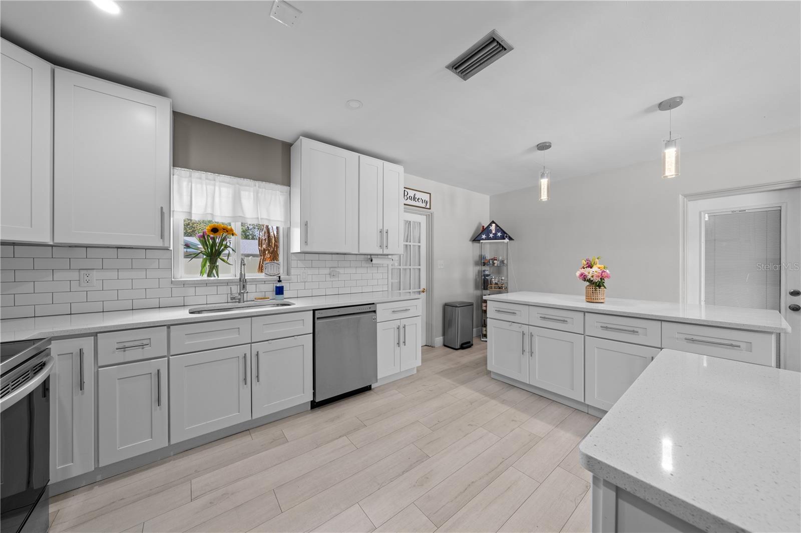 1712 PATRICK St KISSIMMEE, FL 34741