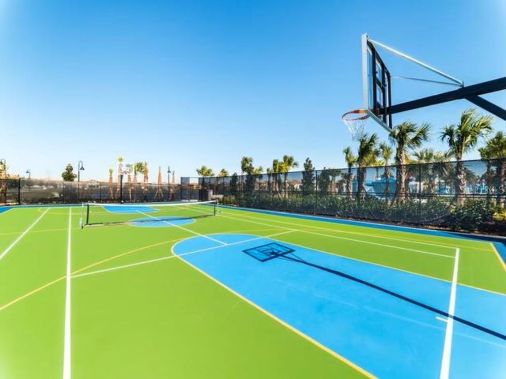 1969 MAJORCA Dr KISSIMMEE, FL 34747