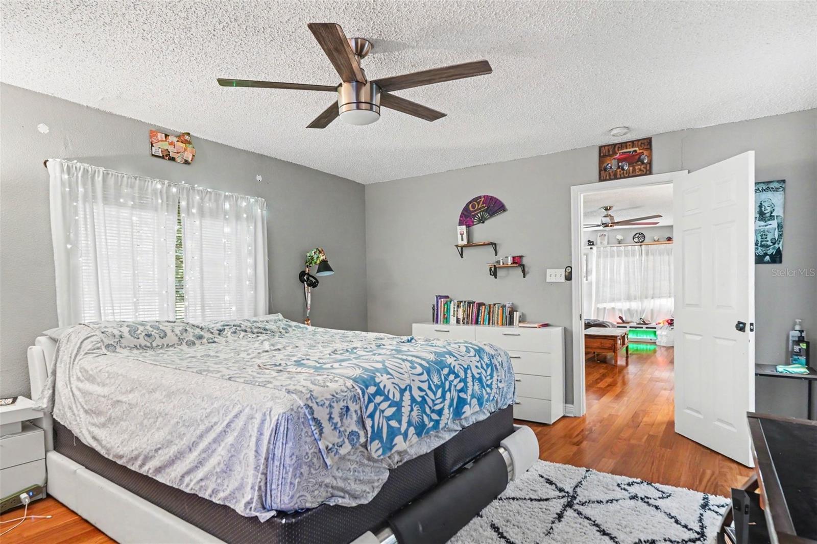 3022 DARTMOUTH Ave ST PETERSBURG, FL 33713