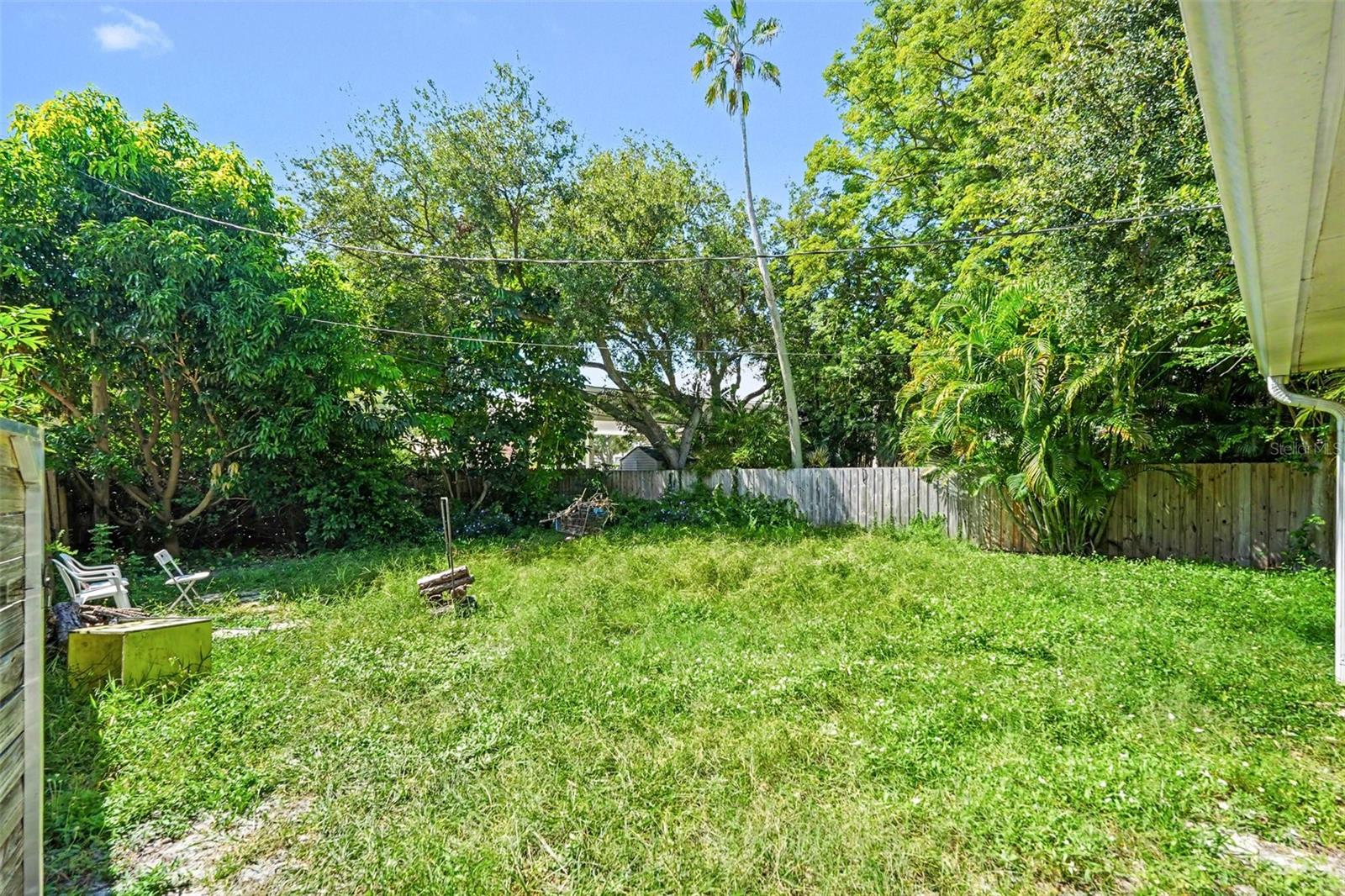 3022 DARTMOUTH Ave ST PETERSBURG, FL 33713