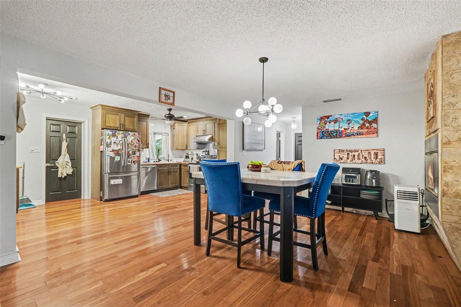3022 DARTMOUTH Ave ST PETERSBURG, FL 33713