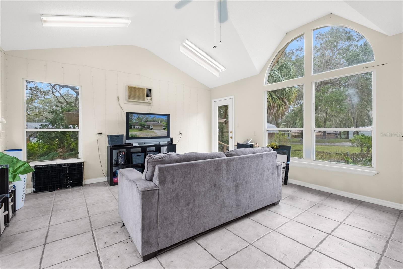 812 BUENA Vis Ave BROOKSVILLE, FL 34601