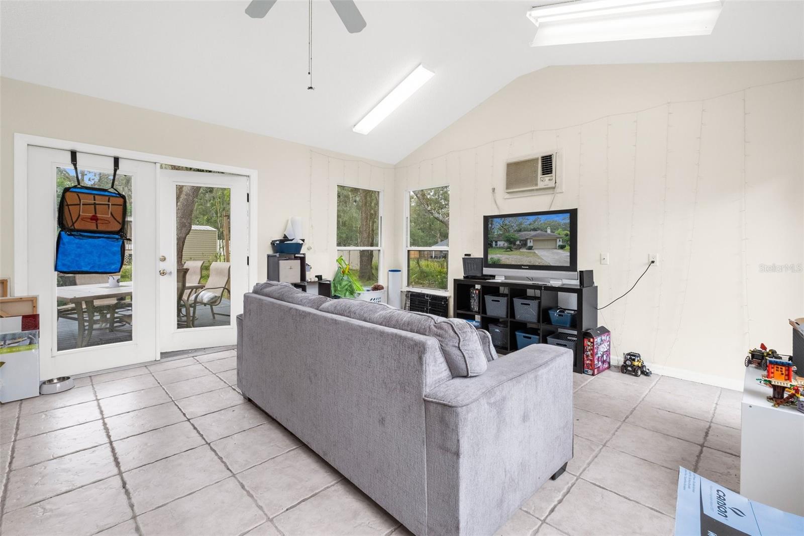 812 BUENA Vis Ave BROOKSVILLE, FL 34601