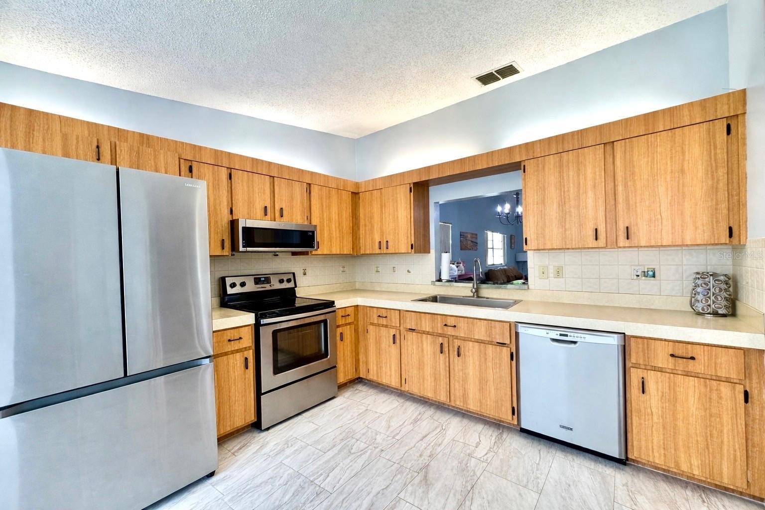 8636 SHADBLOW Ct #1 PORT RICHEY, FL 34668