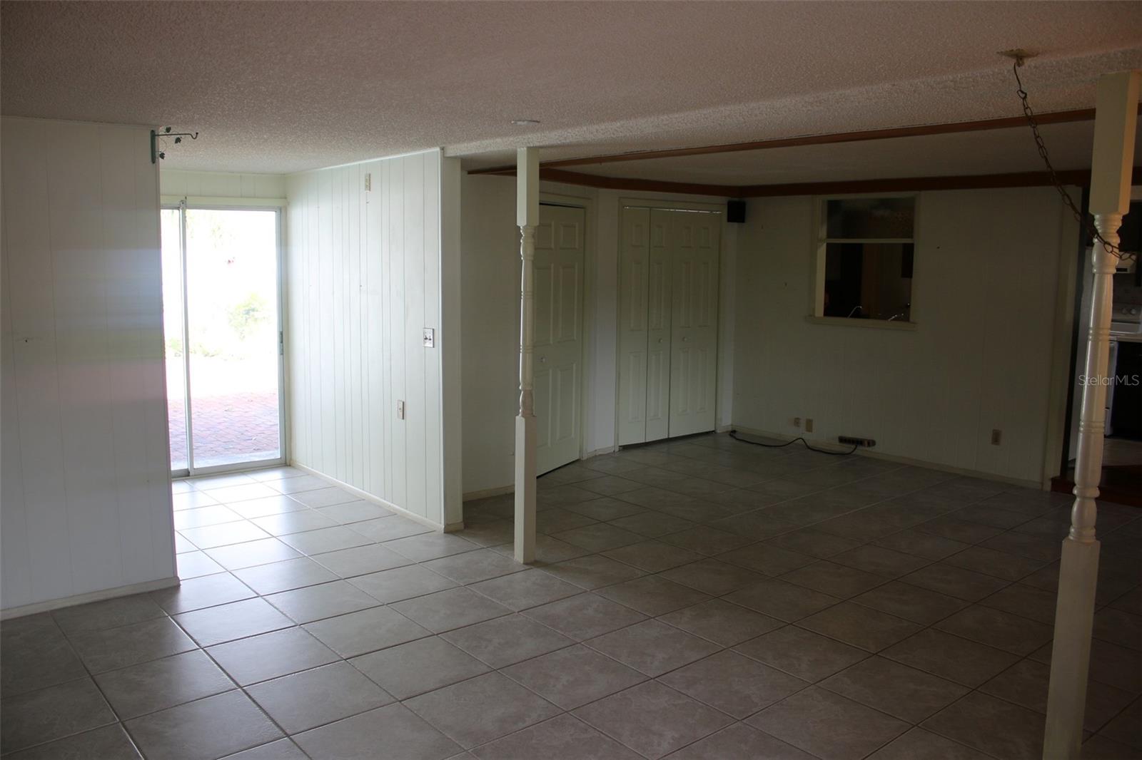 407 N POMPANO Ave SARASOTA, FL 34237