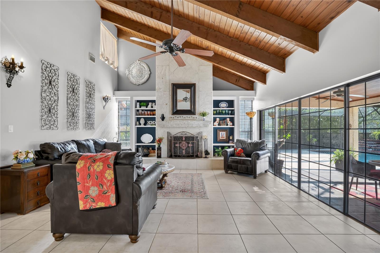 1367 CAMPBELL St ORLANDO, FL 32806