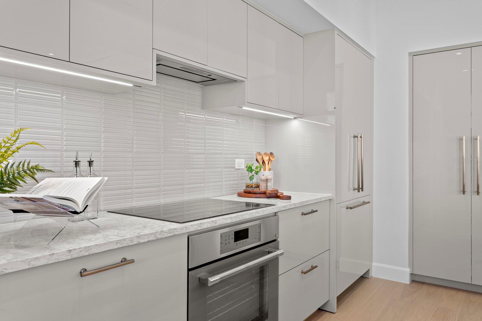 126 4TH Ave #1201 ST PETERSBURG, FL 33701