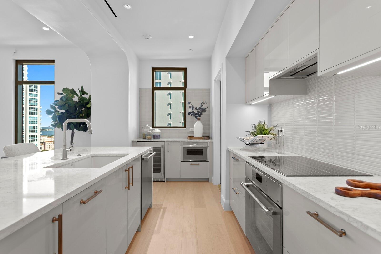 126 4TH Ave #1201 ST PETERSBURG, FL 33701