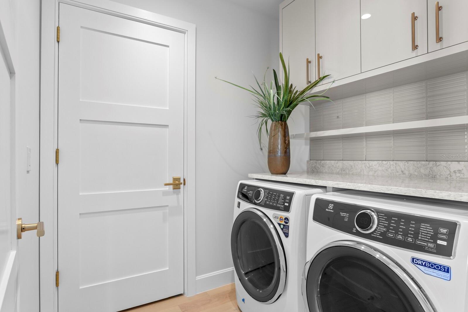 126 4TH Ave #1201 ST PETERSBURG, FL 33701