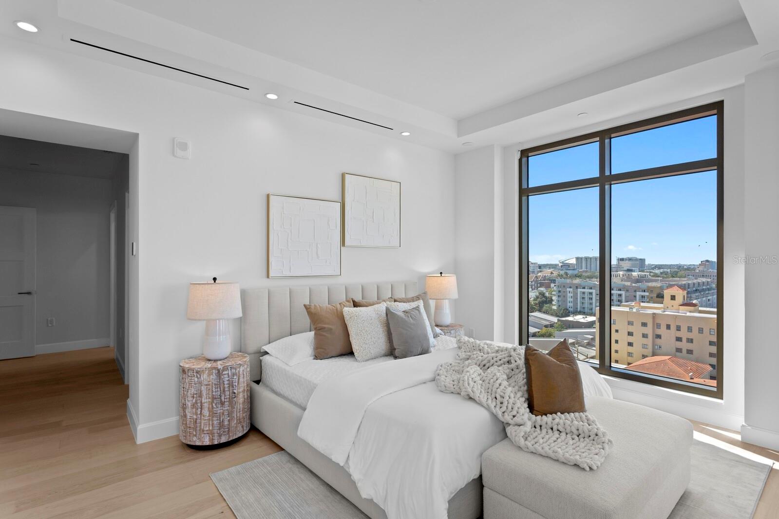 126 4TH Ave #1201 ST PETERSBURG, FL 33701