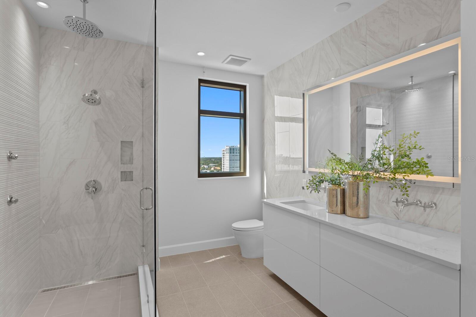 126 4TH Ave #1201 ST PETERSBURG, FL 33701