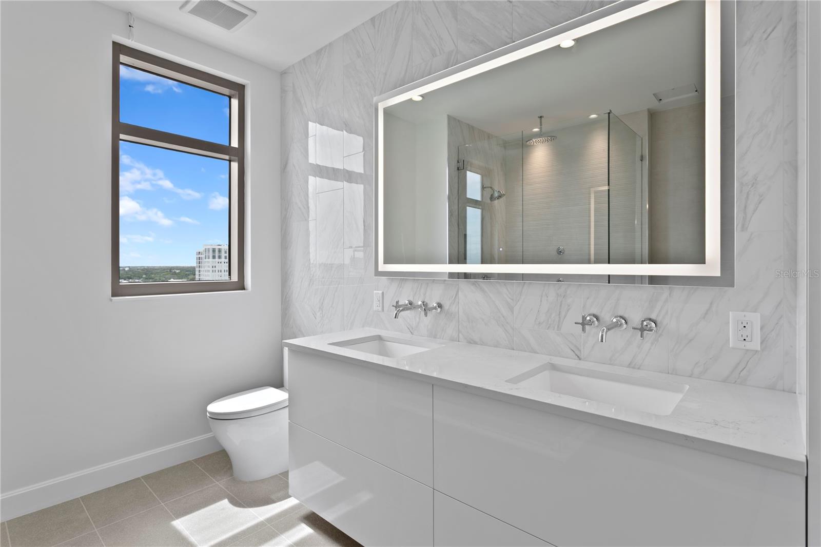 126 4TH Ave #1201 ST PETERSBURG, FL 33701