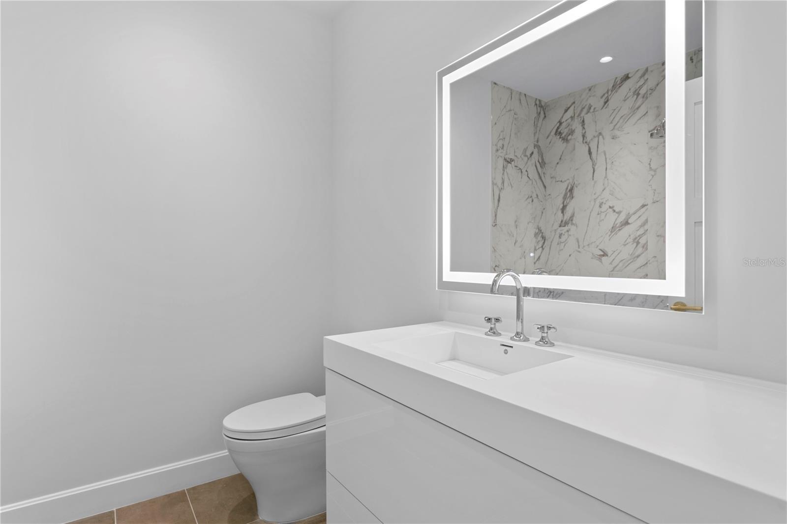 126 4TH Ave #1201 ST PETERSBURG, FL 33701