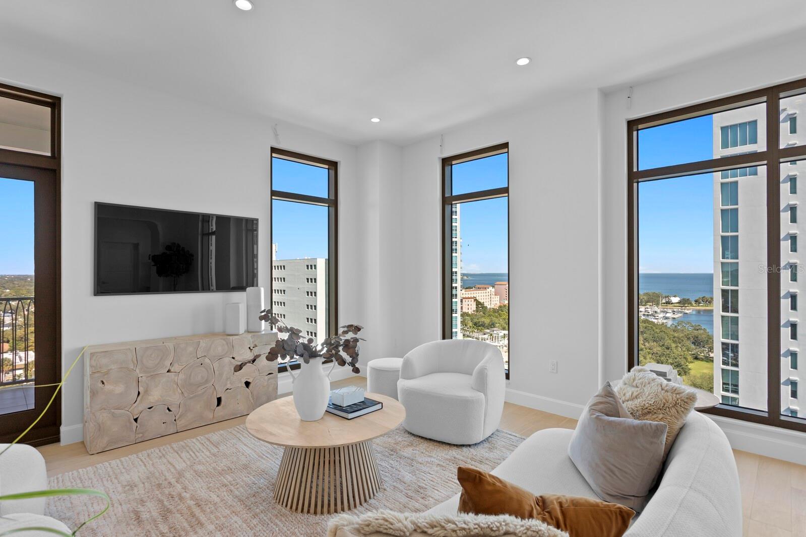 126 4TH Ave #1201 ST PETERSBURG, FL 33701