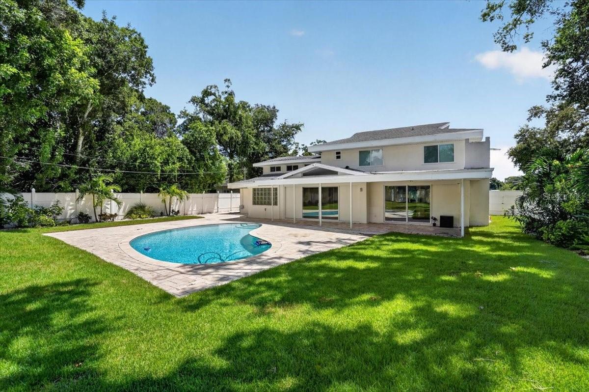 1709 ANASTASIA Way ST PETERSBURG, FL 33712