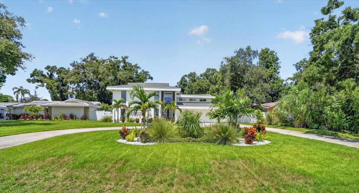 1709 ANASTASIA Way ST PETERSBURG, FL 33712