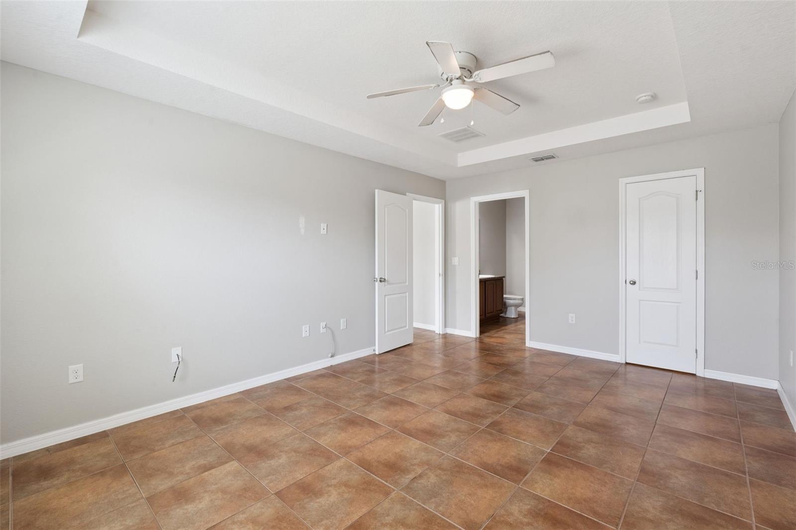 1038 SUFFRAGETTE Cir HAINES CITY, FL 33844