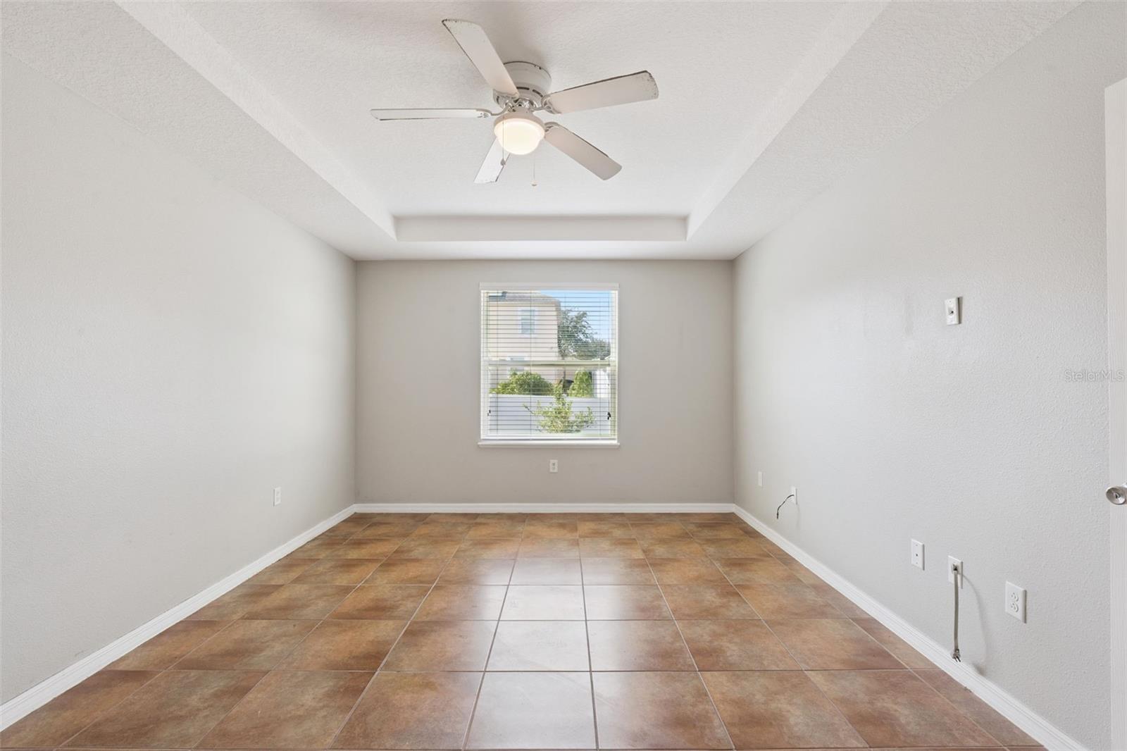 1038 SUFFRAGETTE Cir HAINES CITY, FL 33844