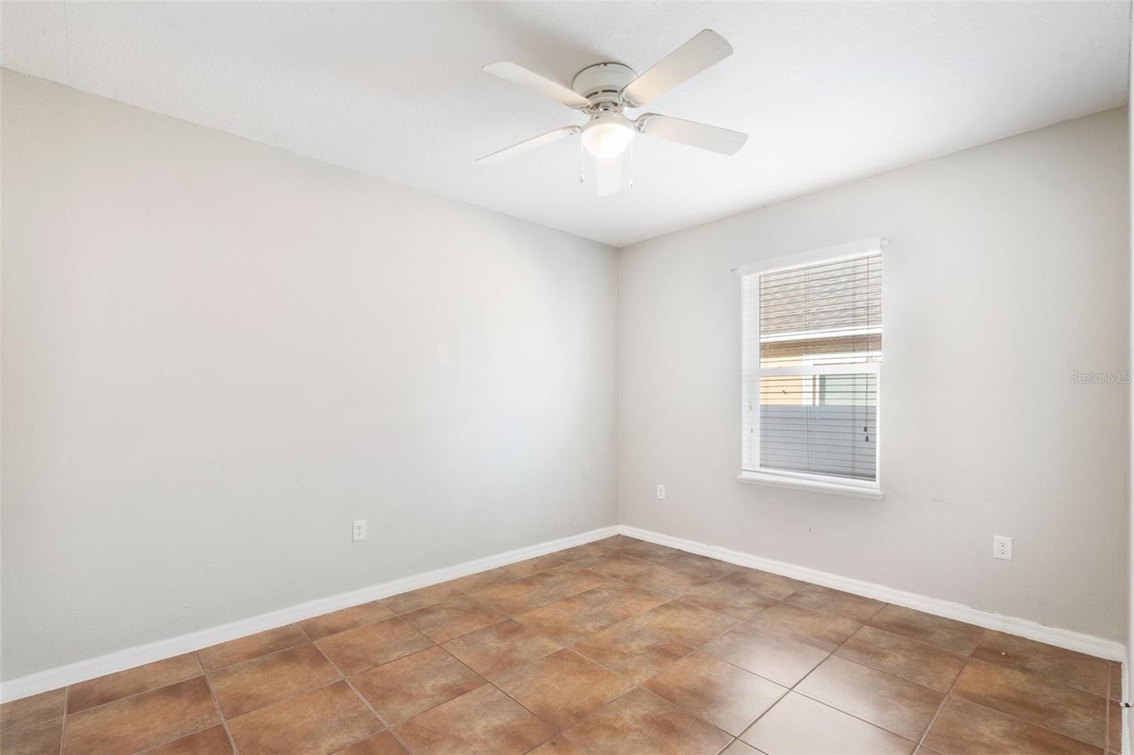 1038 SUFFRAGETTE Cir HAINES CITY, FL 33844