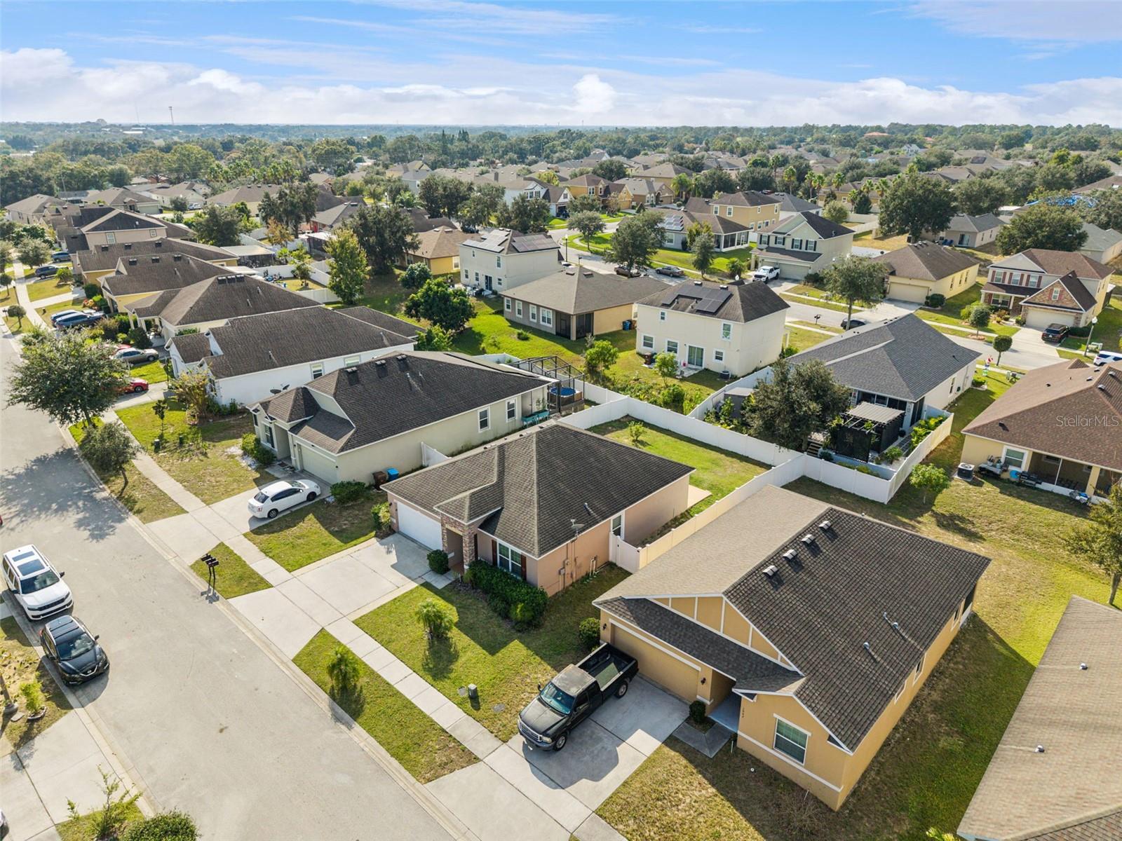 1038 SUFFRAGETTE Cir HAINES CITY, FL 33844