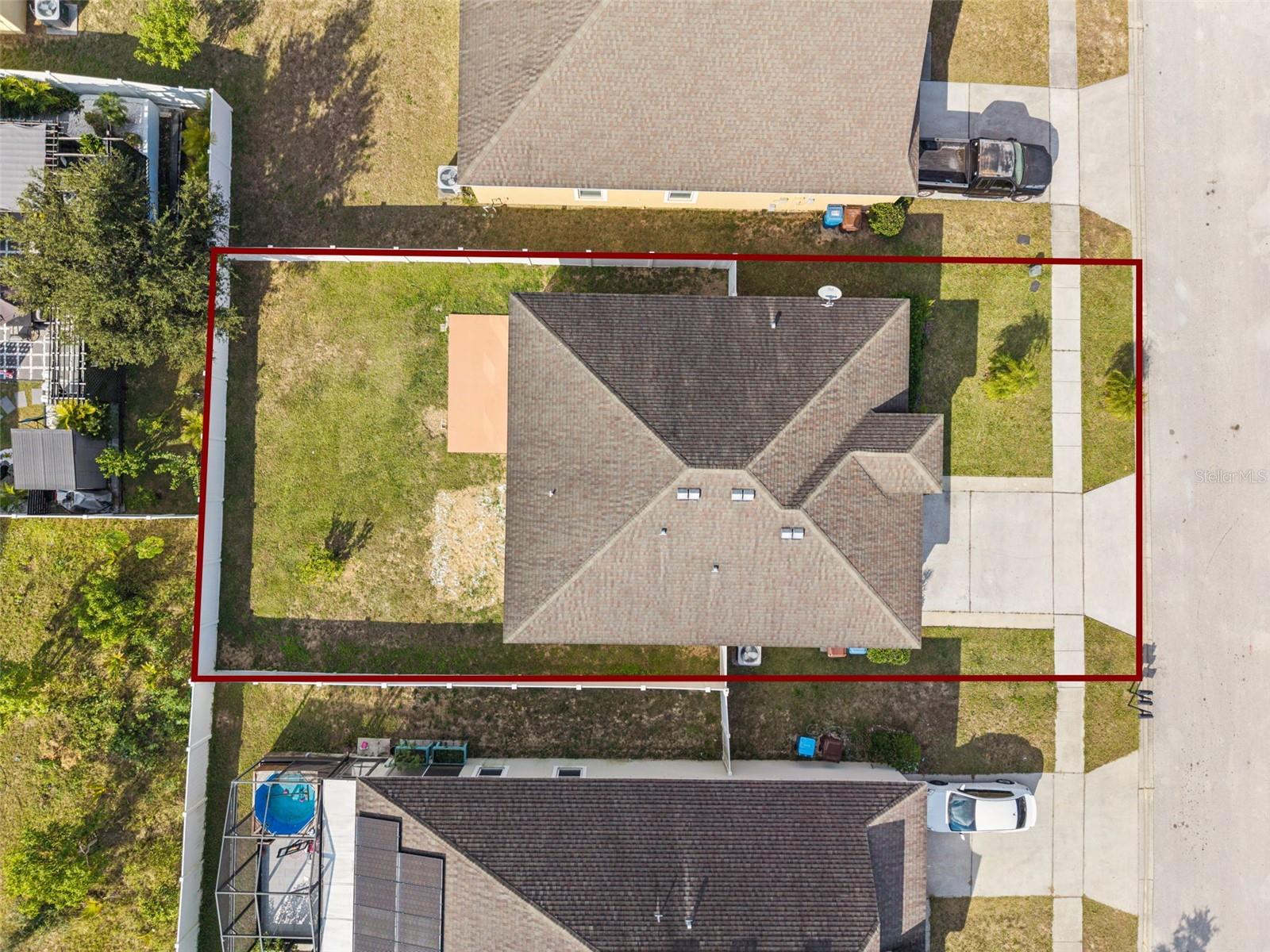 1038 SUFFRAGETTE Cir HAINES CITY, FL 33844