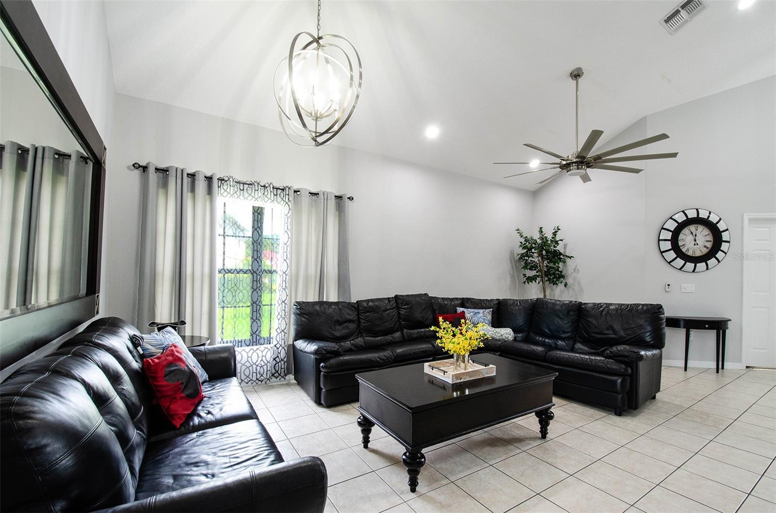 2728 FORMOSA Blvd KISSIMMEE, FL 34747