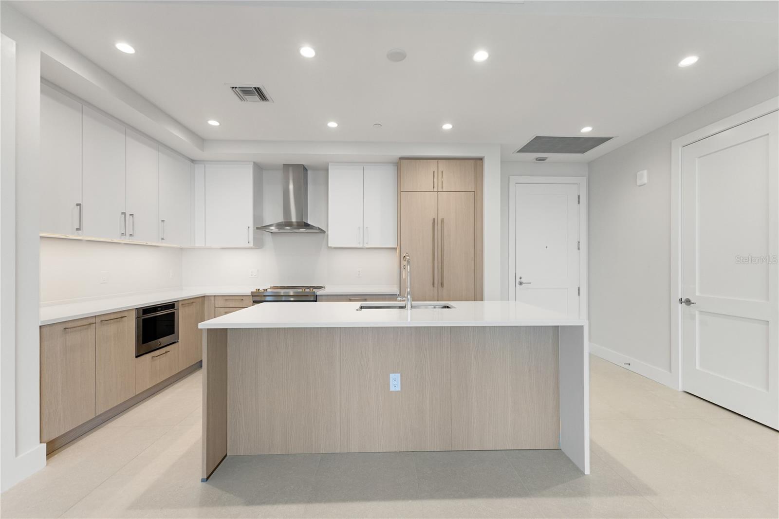 275 1ST Ave #1907 ST PETERSBURG, FL 33701