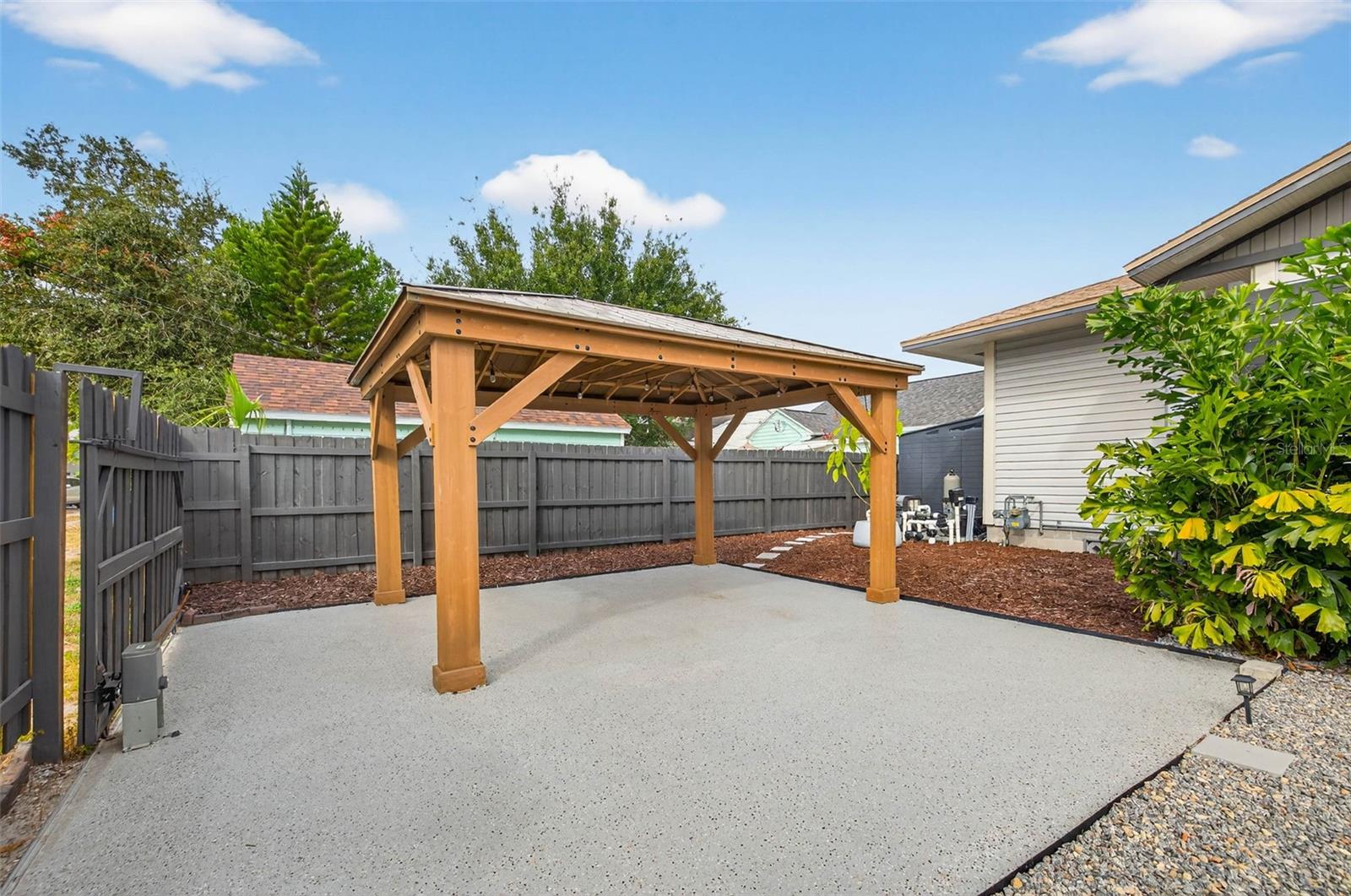 2822 BURLINGTON Ave ST PETERSBURG, FL 33713