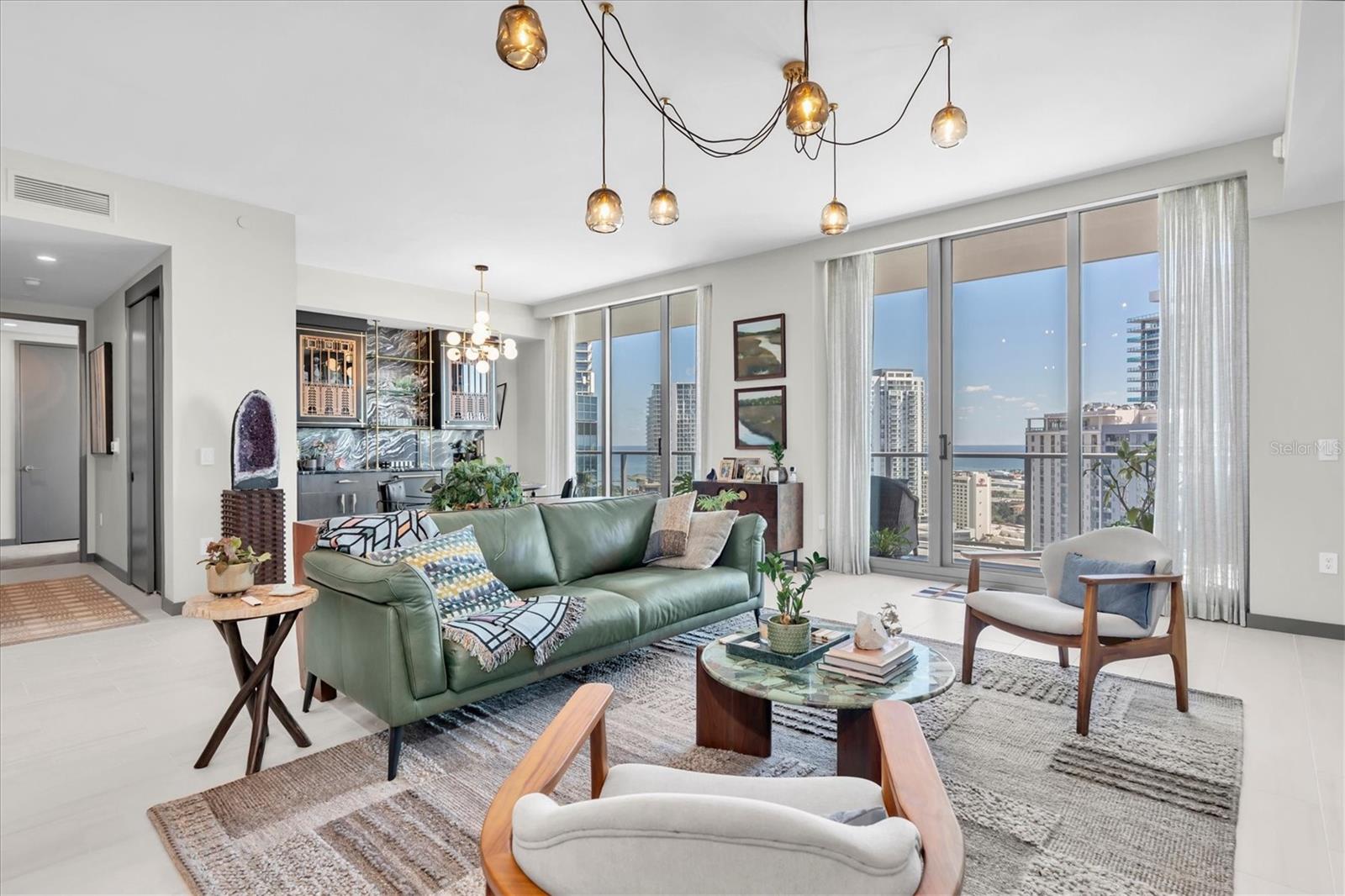 400 CENTRAL Ave #2005 ST PETERSBURG, FL 33701