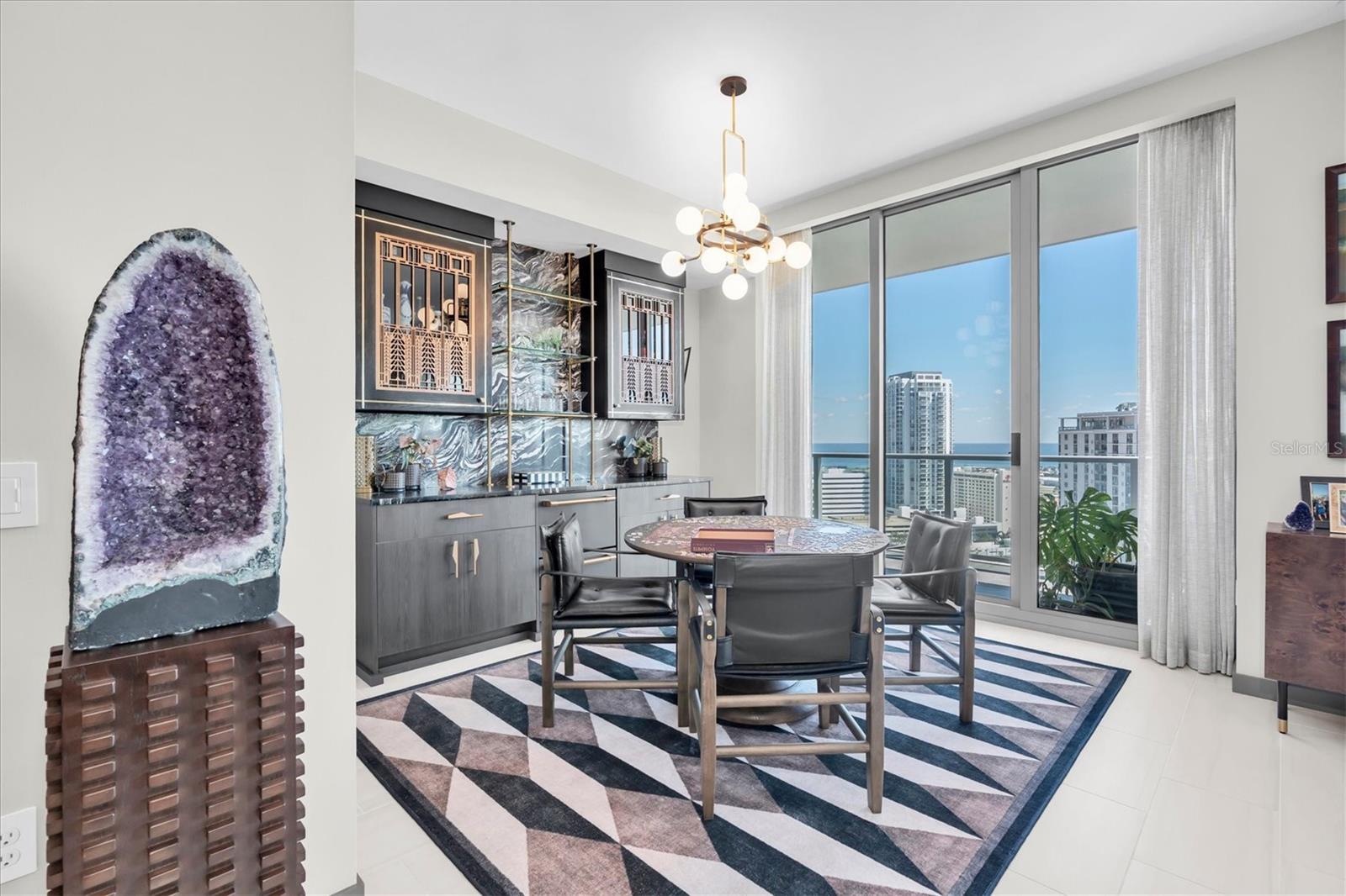 400 CENTRAL Ave #2005 ST PETERSBURG, FL 33701