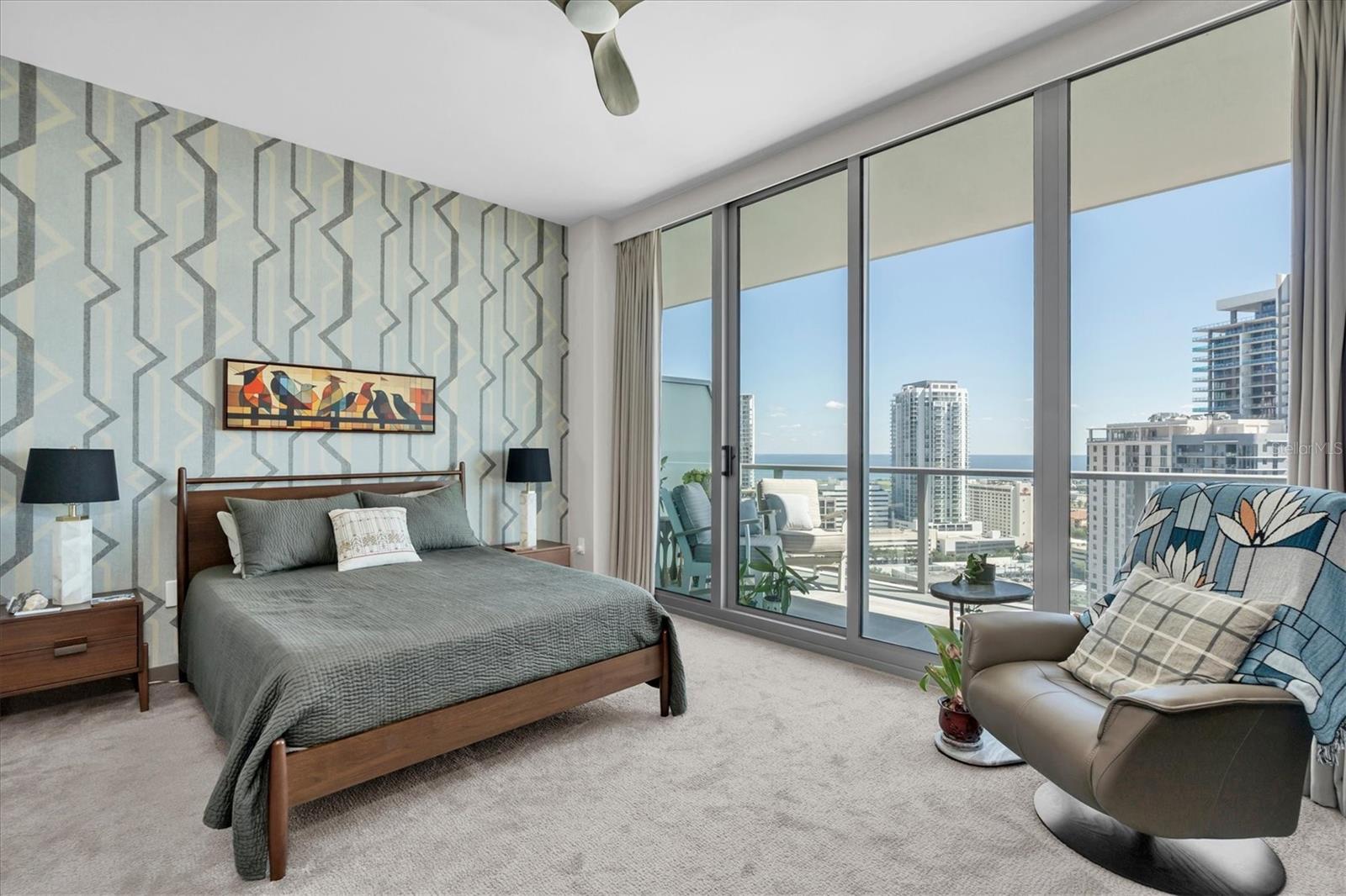 400 CENTRAL Ave #2005 ST PETERSBURG, FL 33701
