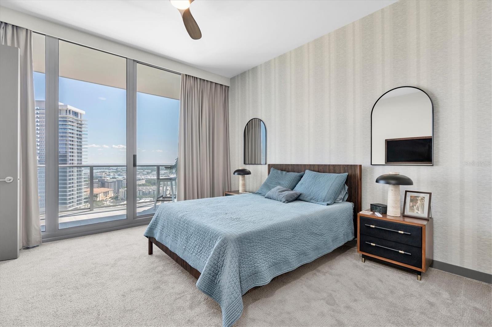 400 CENTRAL Ave #2005 ST PETERSBURG, FL 33701