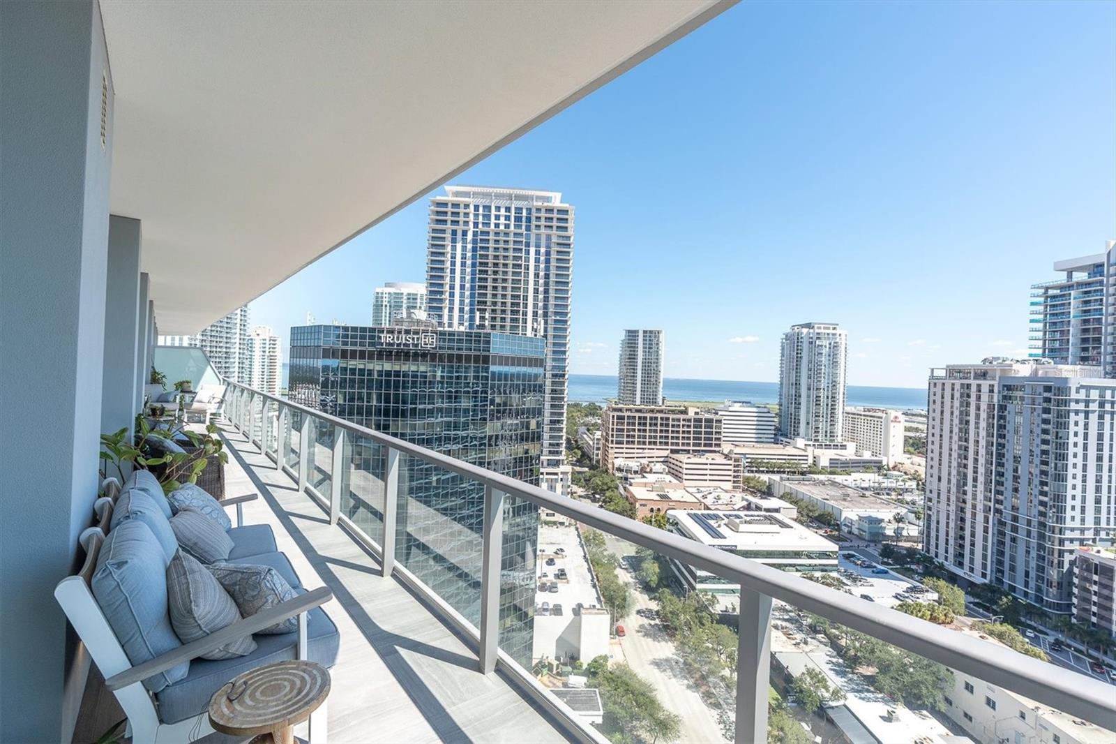 400 CENTRAL Ave #2005 ST PETERSBURG, FL 33701