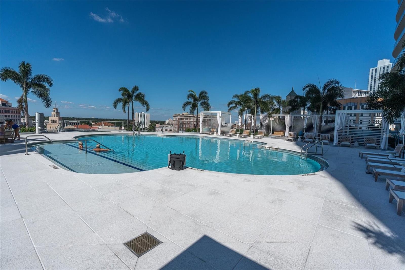 400 CENTRAL Ave #2005 ST PETERSBURG, FL 33701